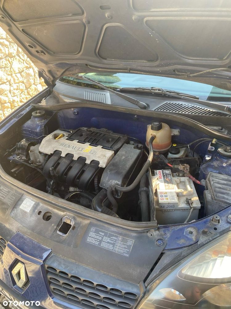Renault Clio 1.2 16V Authentique - 9
