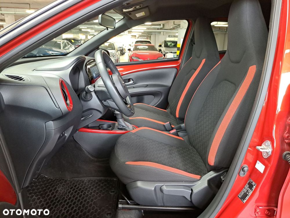 Toyota Aygo X 1.0 VVT-i Style CVT - 11