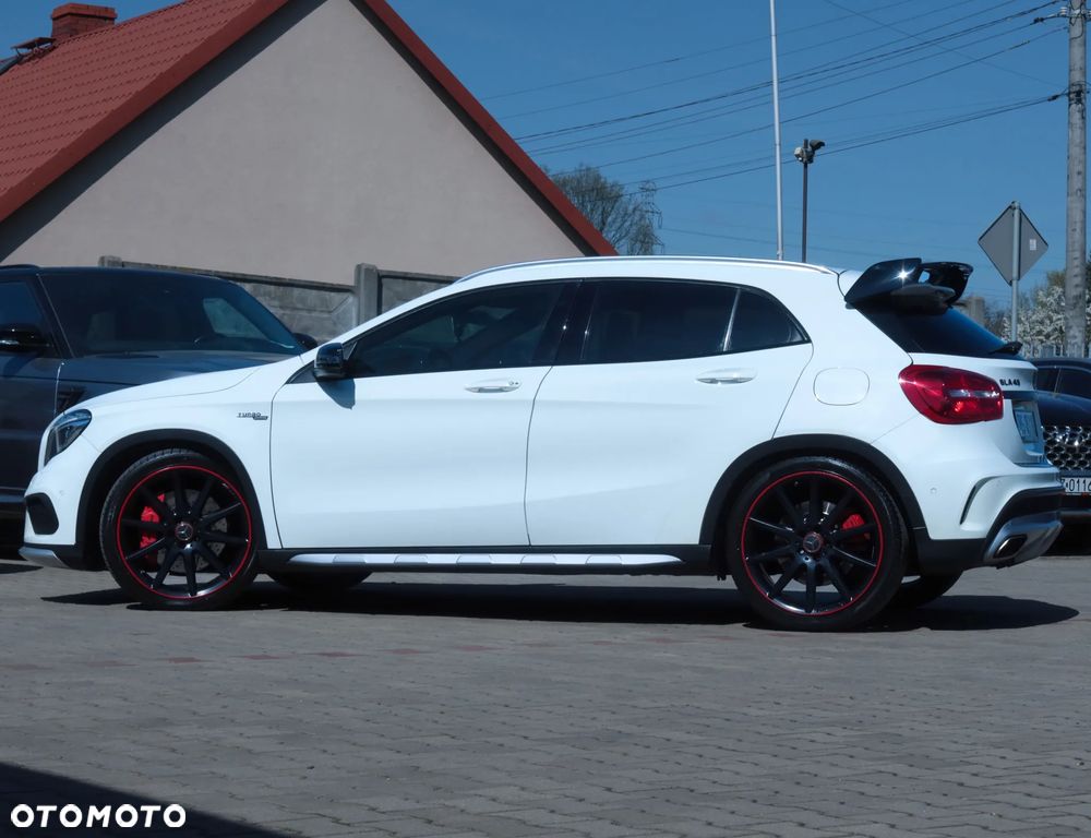 Mercedes-Benz GLA 45 AMG 4-Matic Edition 1 - 32
