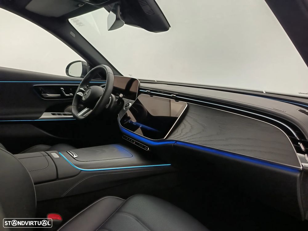 Mercedes-Benz E 300 Standard - 20