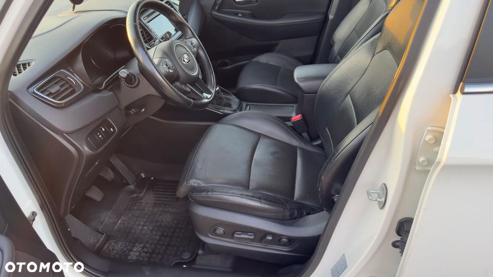 Kia Carens 1.7 CRDi XL 7os - 18