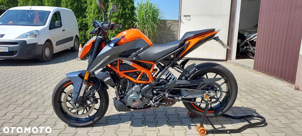 KTM Duke - 4