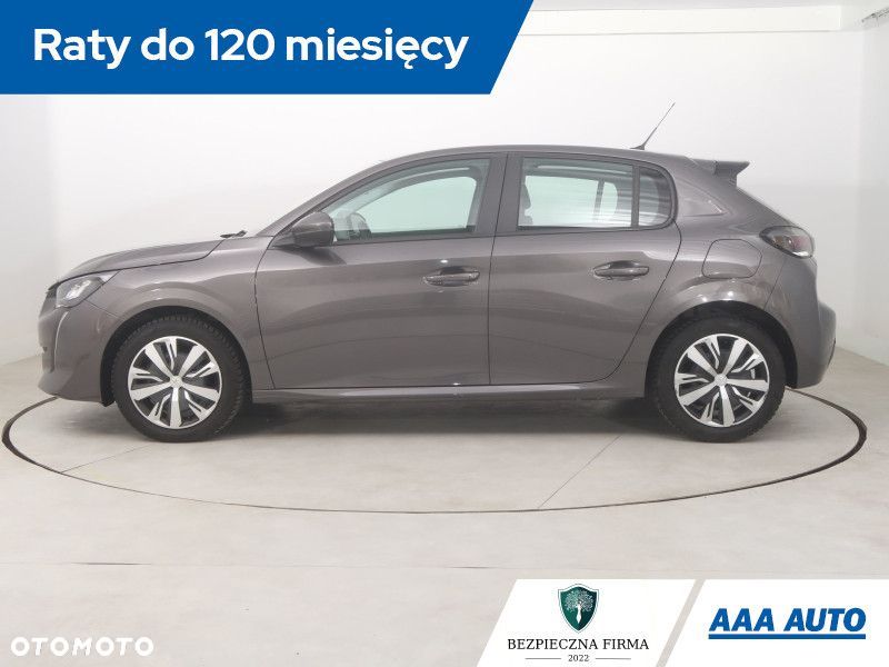 Peugeot 208 - 4