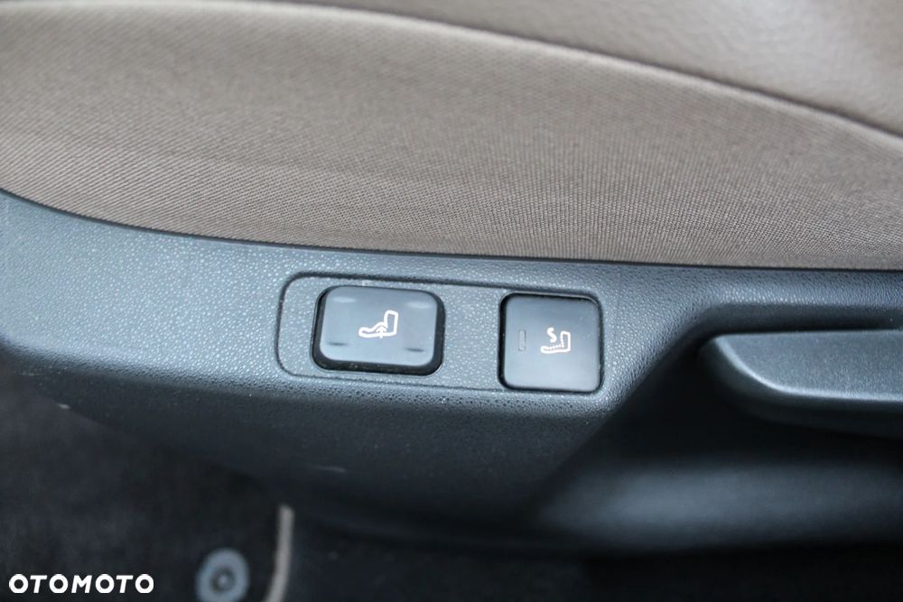 Citroën DS4 VTi 120 Urban Show - 19