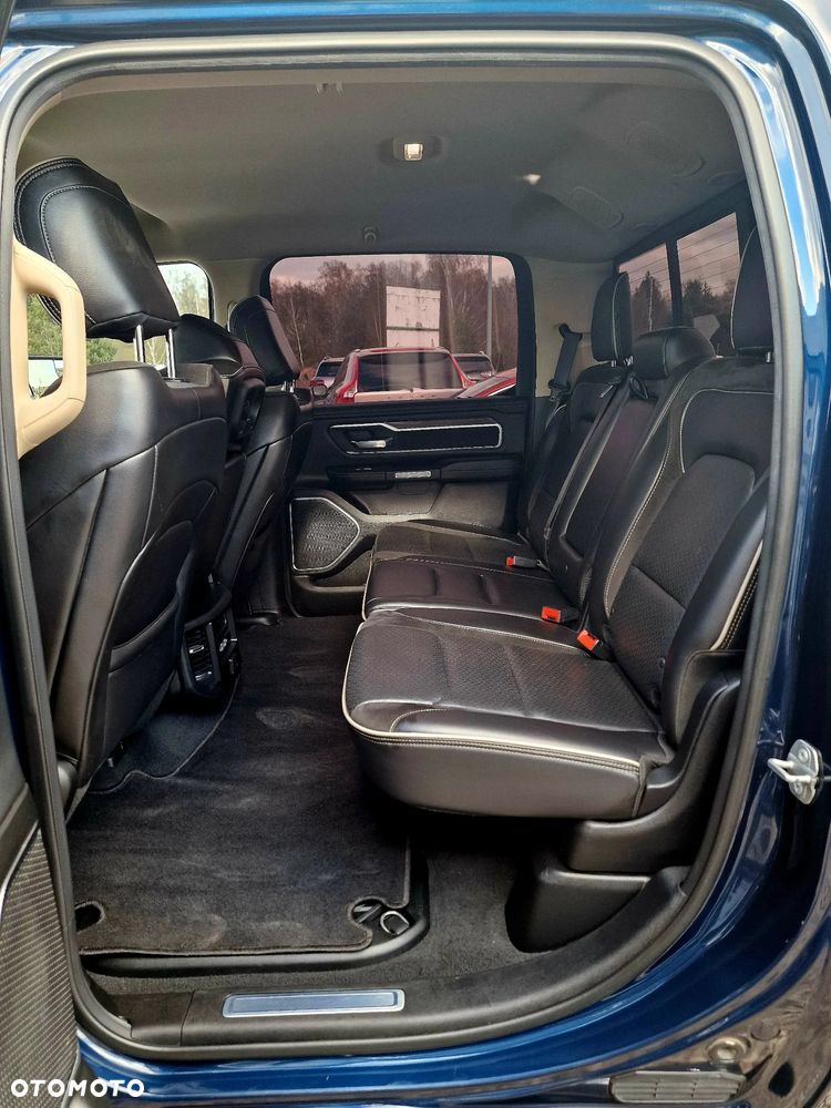 RAM 1500 5.7 Crew Cab Laramie - 28