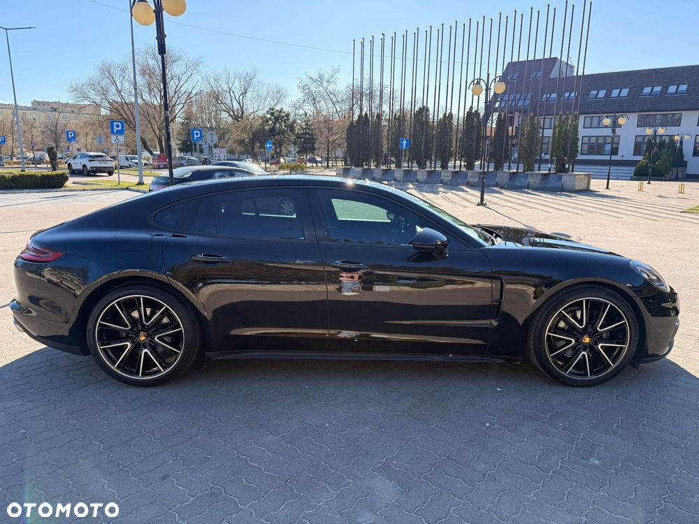 Porsche Panamera - 6