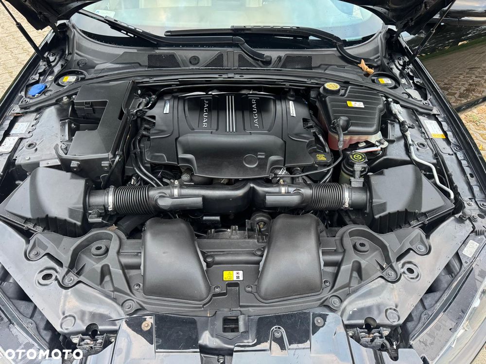 Jaguar XF 3.0 T AWD Luxury - 9