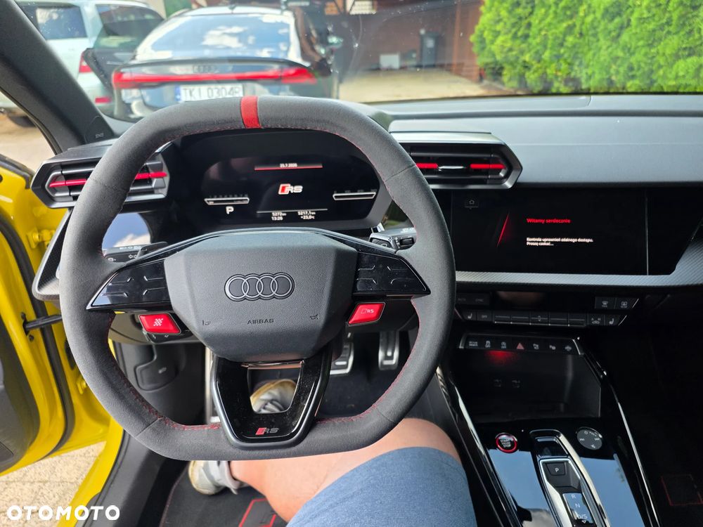 Audi RS3 Limousine - 11