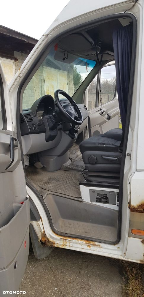 Mercedes-Benz Sprinter 318 - 14