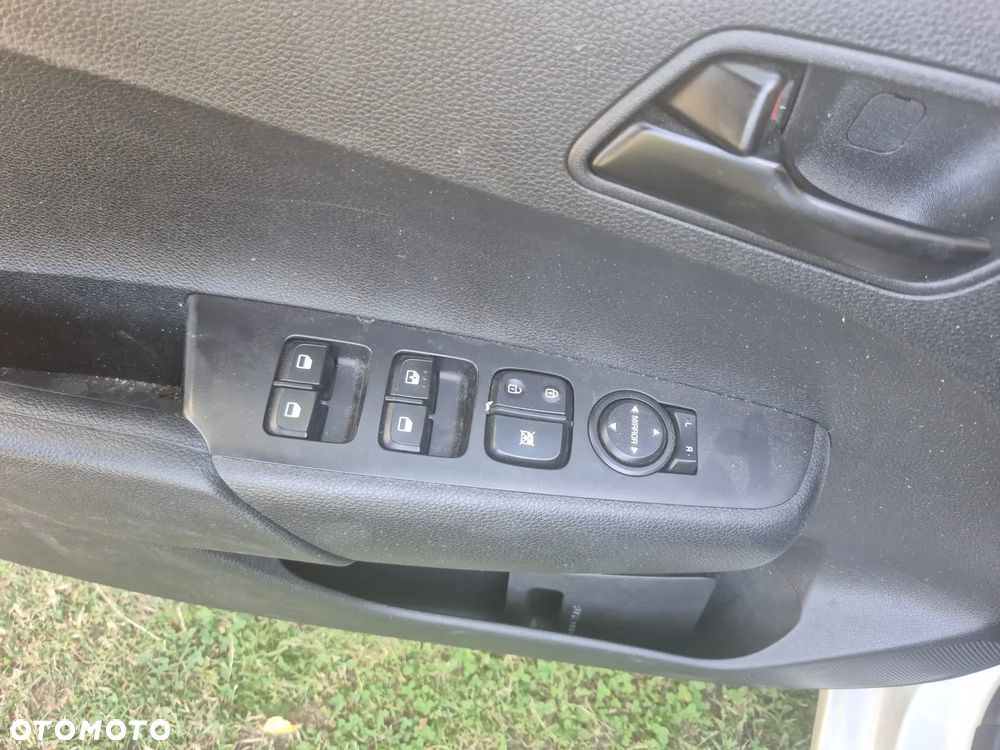 Kia Picanto 1.0 L Business Line - 3