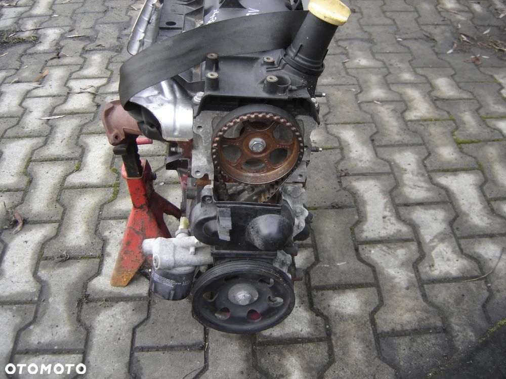 Renault ClioIII,Modus,Kangoo 1.2 8V przeb.69000 D7F A 800 - 6