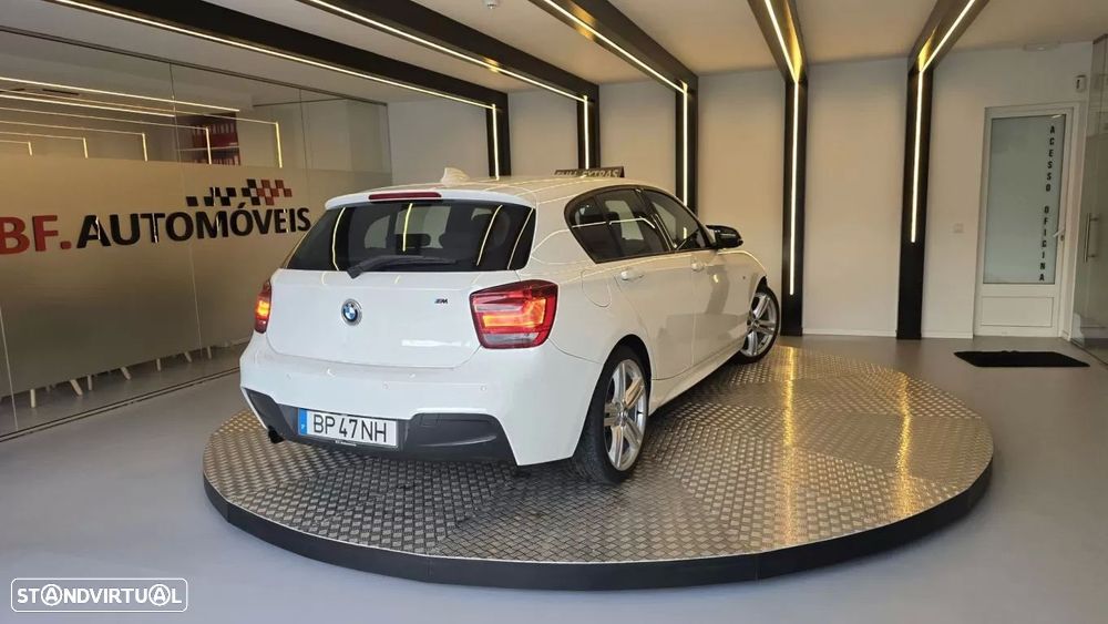 BMW 118 d Pack M - 12