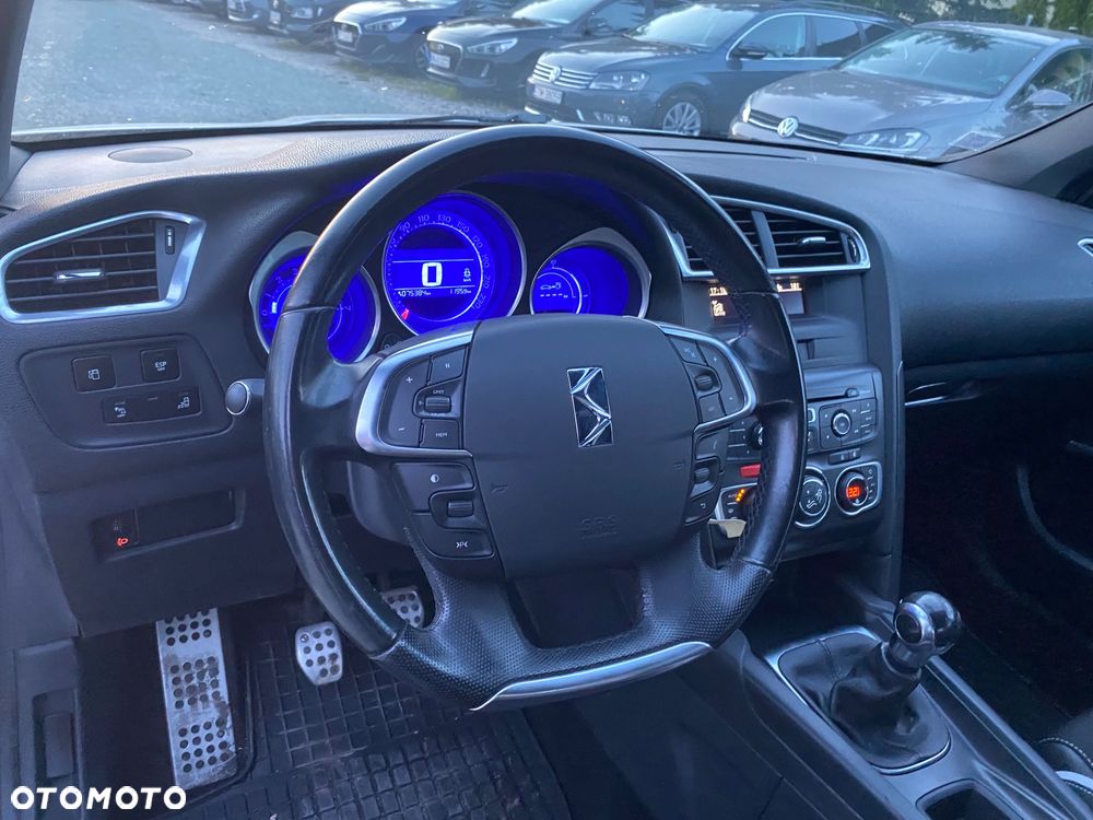 Citroën DS4 VTi 120 SoChic - 30