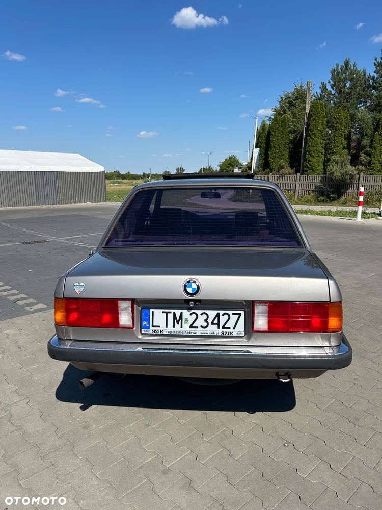 BMW Seria 3 - 8