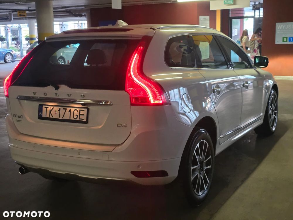 Volvo XC 60 D4 Geartronic Summum - 35