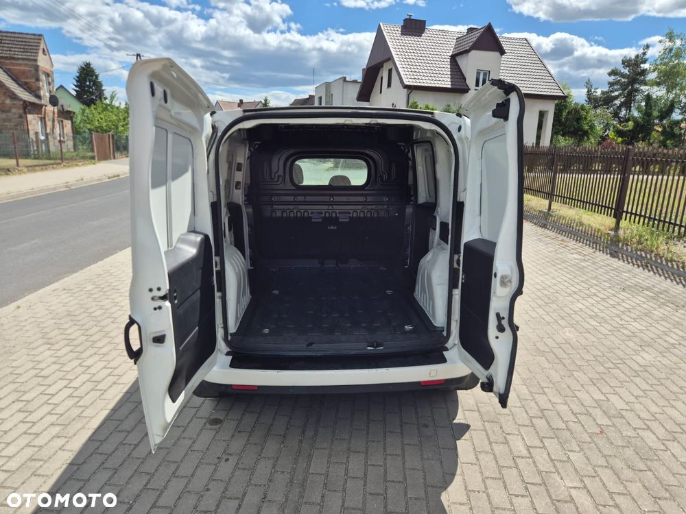 Fiat Doblo - 10