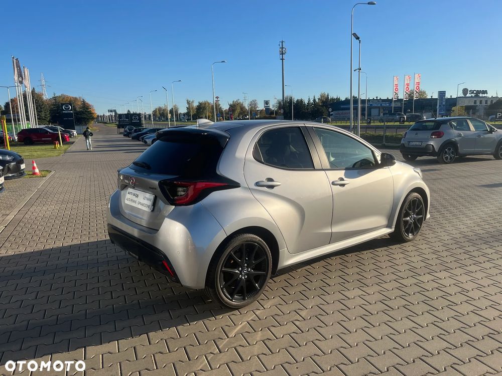 Mazda 2 Hybrid - 5