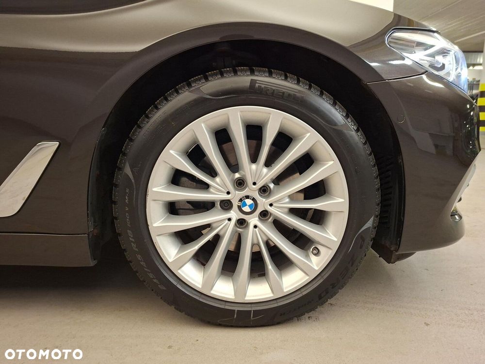 BMW Seria 5 - 24