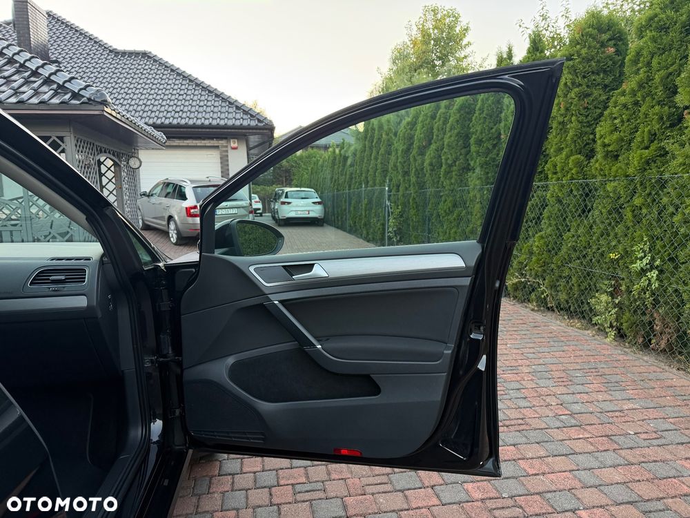 Volkswagen Golf 1.4 TSI BMT Highline - 12