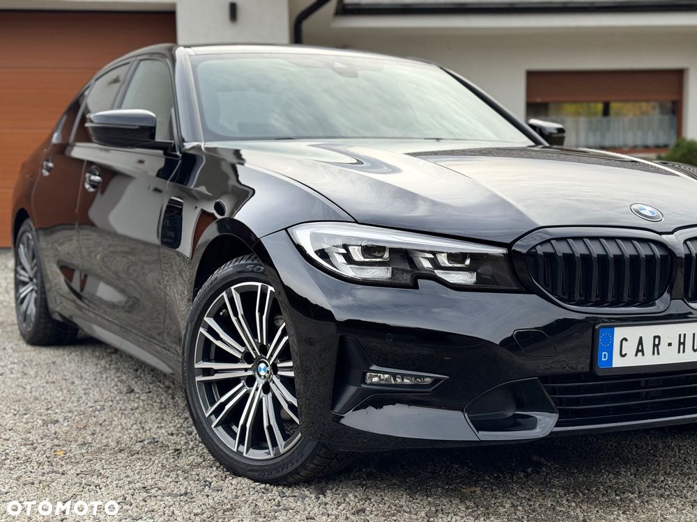BMW Seria 3 320d Sport Line - 2