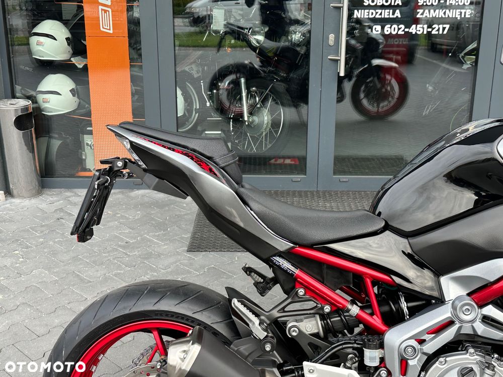 Kawasaki Z 900 - 11