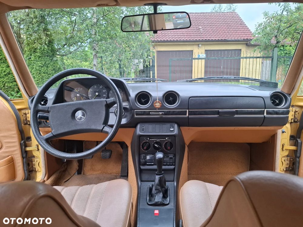 Mercedes-Benz W123 - 5