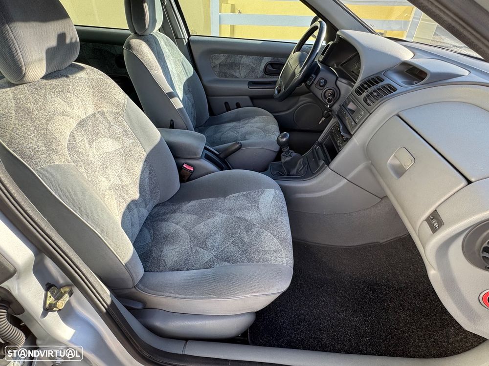 Renault Laguna 1.6 RXE - 34