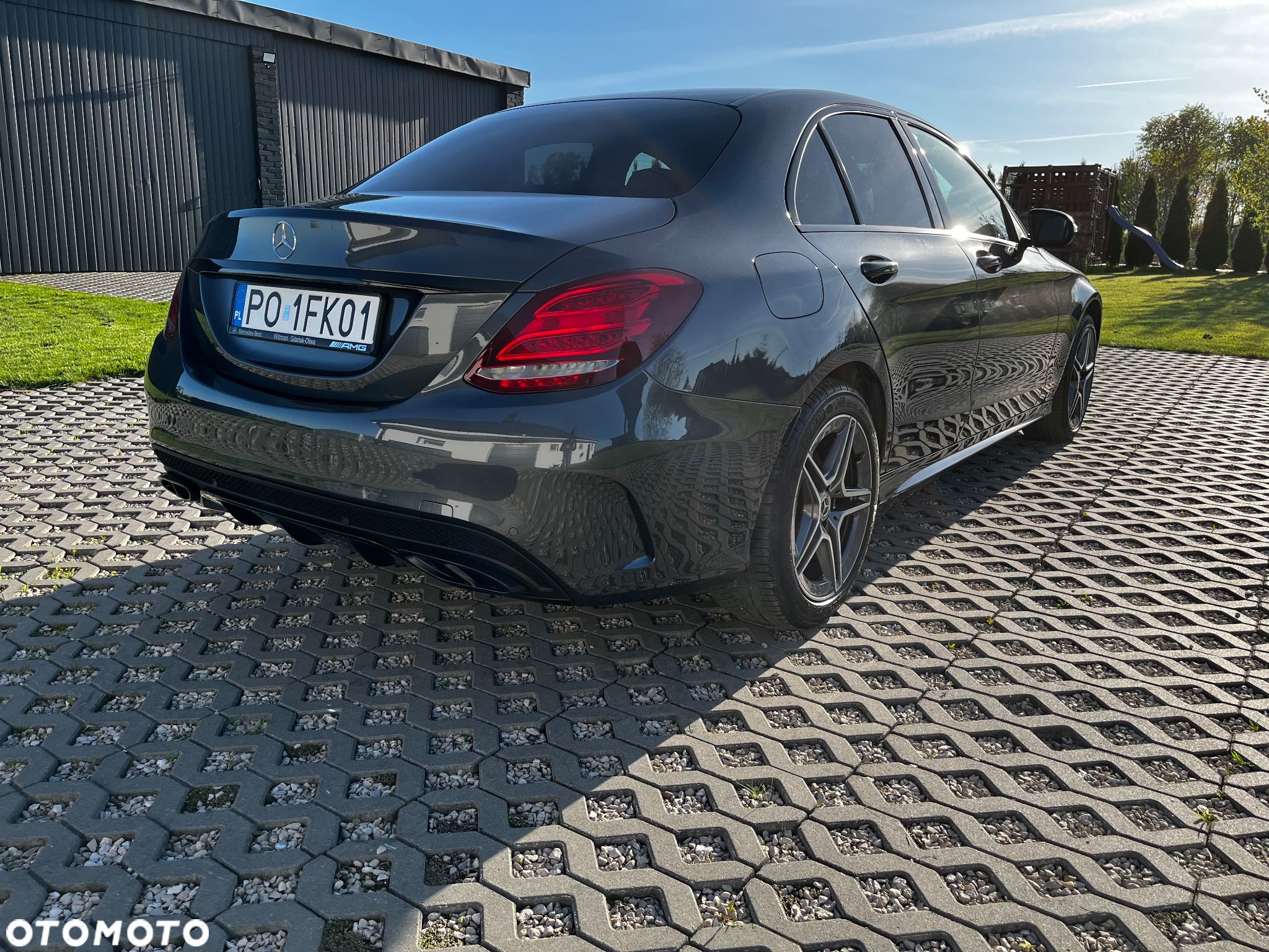 Mercedes-Benz Klasa C 250 (BlueTEC) d 4Matic 7G-TRONIC AMG Line - 1