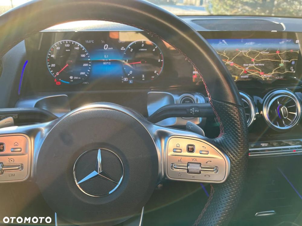 Mercedes-Benz GLB 200 d 8G-DCT AMG Line - 9