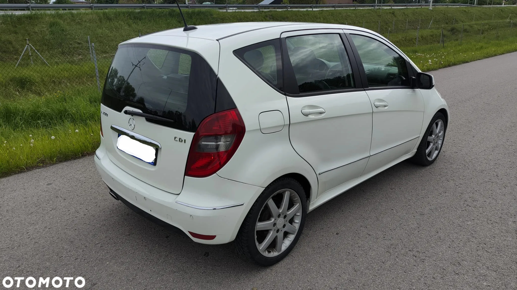 MERCEDES A-KLASA W169 LIFT A200 2.0 CDI AVATGARDE BIAŁY C650 650 SILNIK 2.0 CDI 640941 SKRZYNIA AUTOMATYCZNA TAPICERKA PÓŁ SKÓRA CZARNA RÓŻNE CZĘŚCI - 7