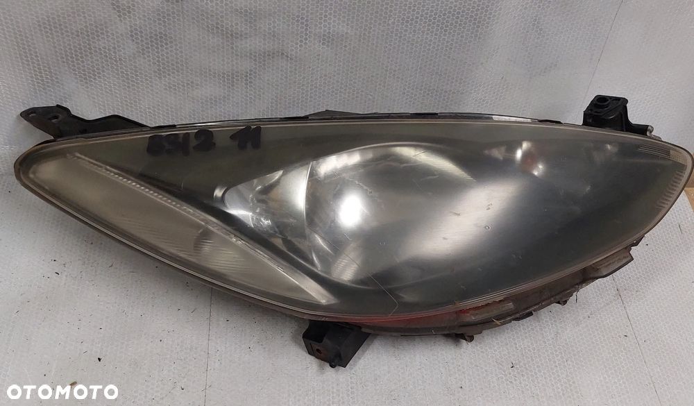 .  LAMPA PRZOD PRZEDNIA PRAWA MAZDA 2 - 1