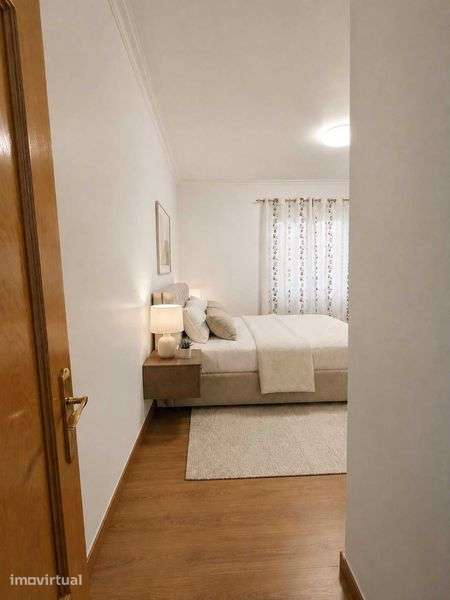 Apartamento T3 à venda na Rua Nova da Vila - Grande imagem: 2/12