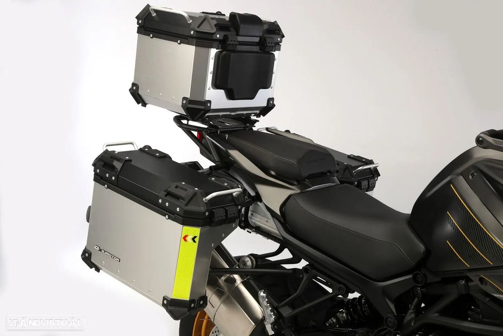 QJ Motor SRT 900SX - 5