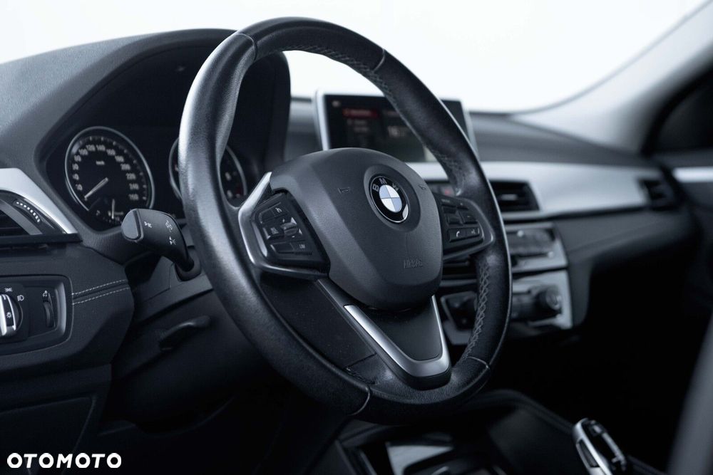 BMW X2 sDrive18d Advantage - 17