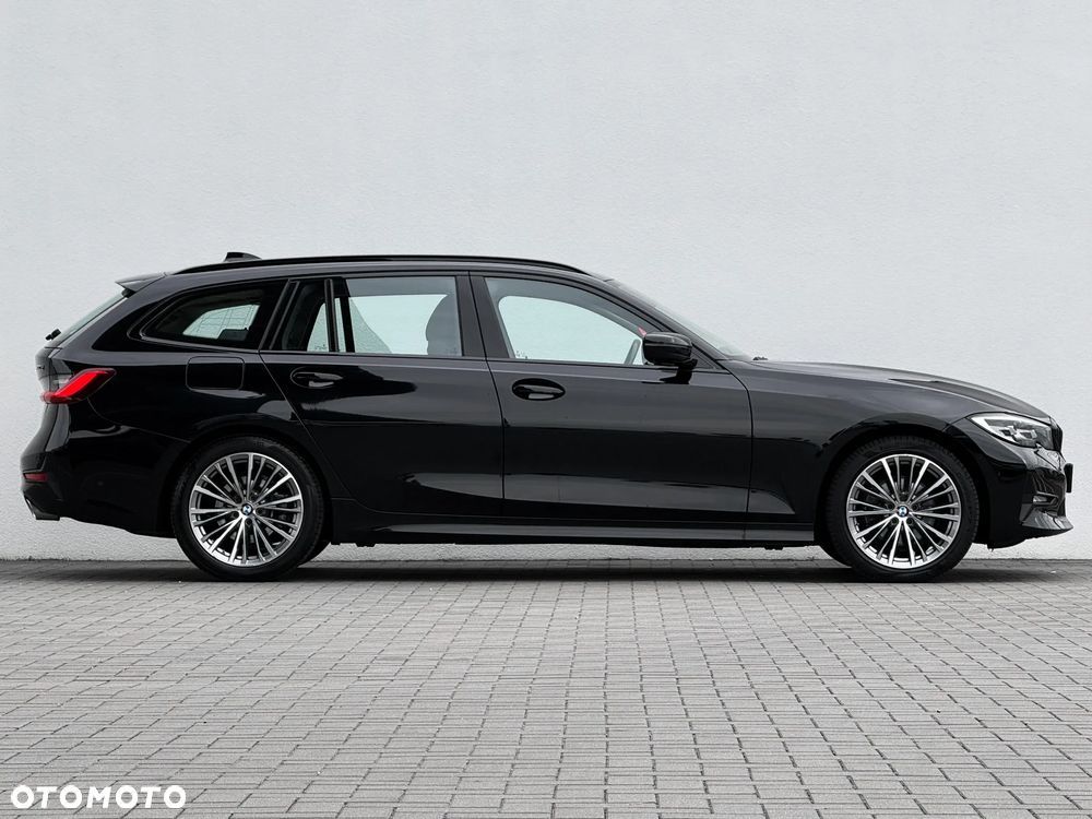 BMW Seria 3 320d - 4