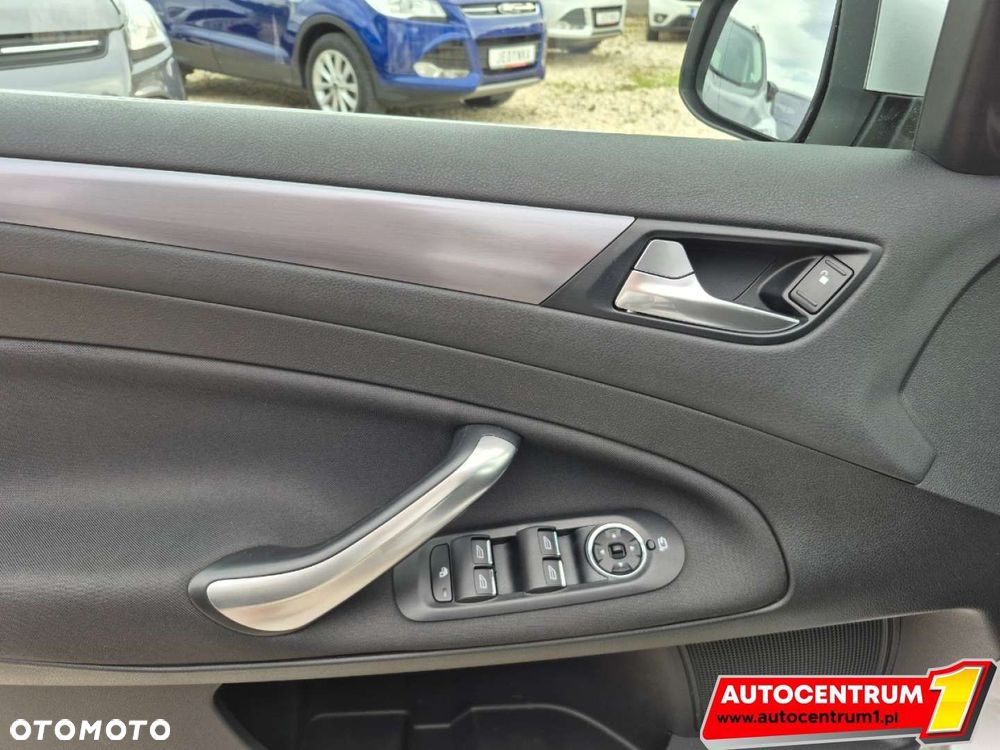 Ford Mondeo - 18