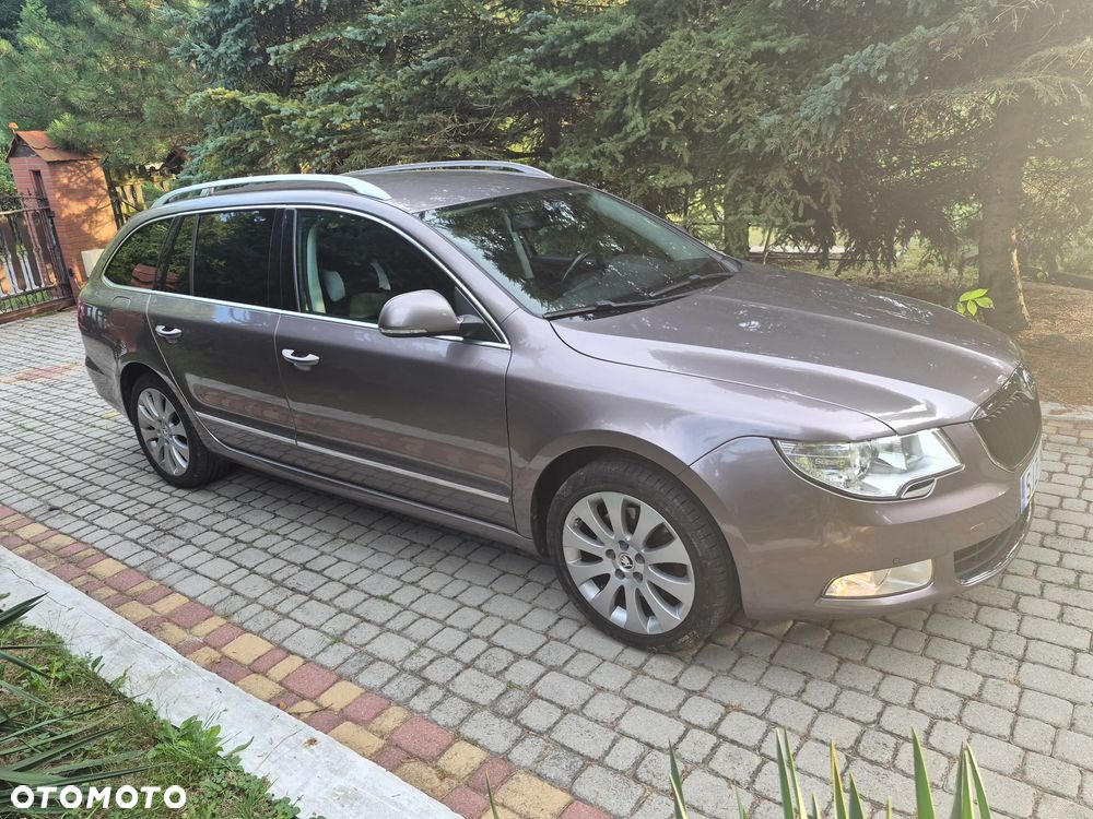 Skoda Superb 2.0 TDI Elegance DSG - 7