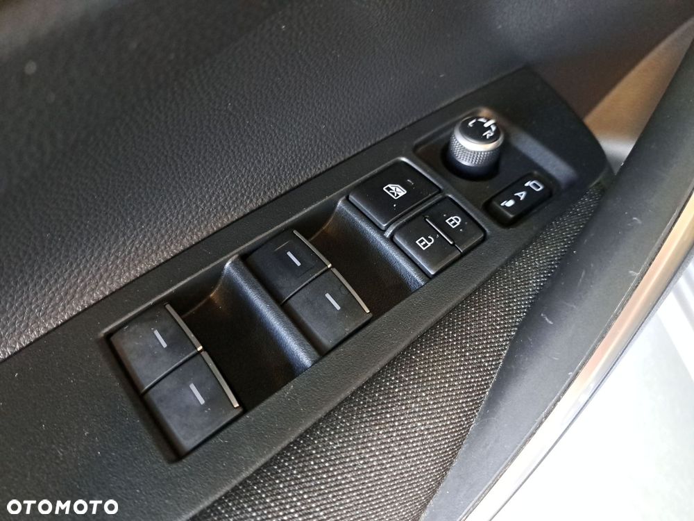 Toyota Corolla 1.8 Hybrid Comfort - 36