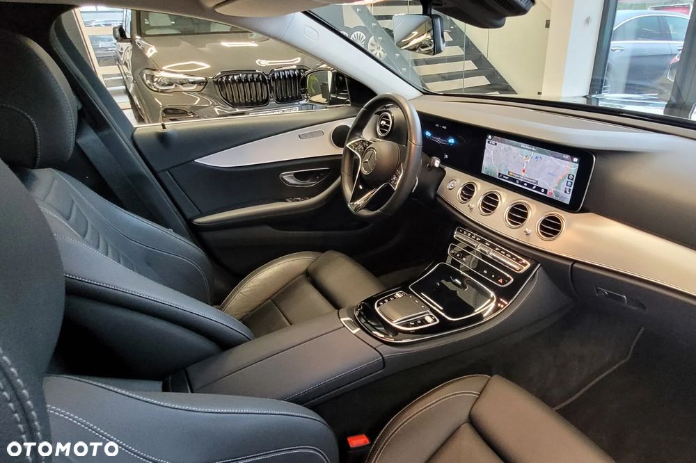 Mercedes-Benz Klasa E 200 Exclusive - 12