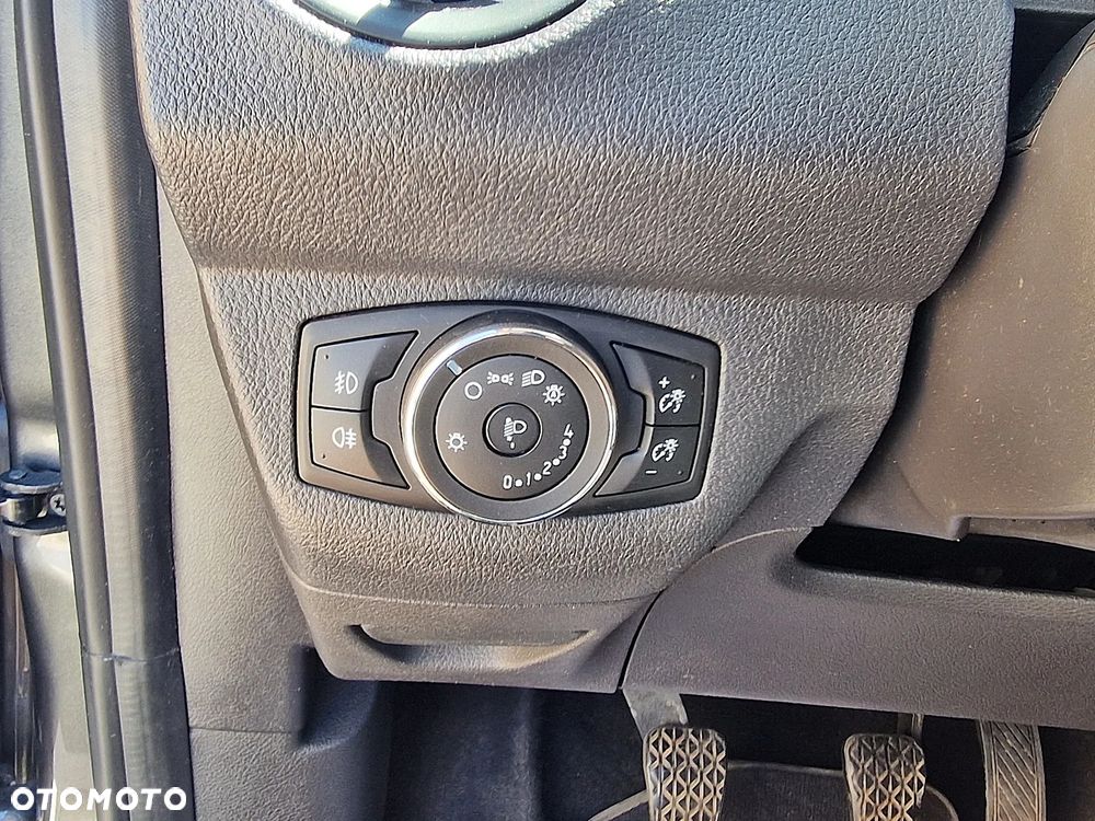 Ford Tourneo Courier 1.0 EcoBoost Ambiente - 13