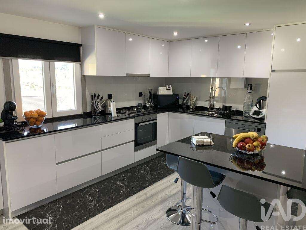 Moradia isolada T3 em Alijó de 130 m2 - Grande imagem: 3/36