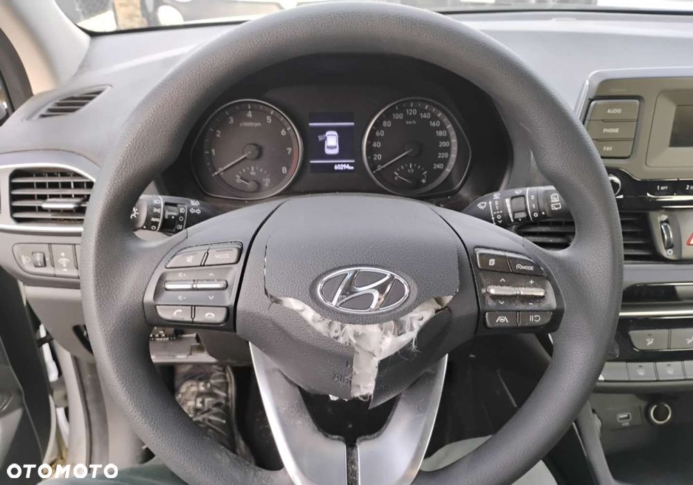 Hyundai i30 - 13