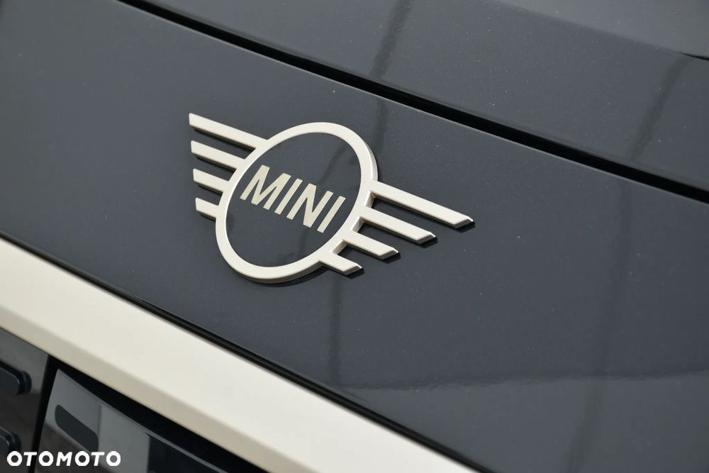 MINI Countryman SE ALL4 66.5kWh Linia Favoured - 8