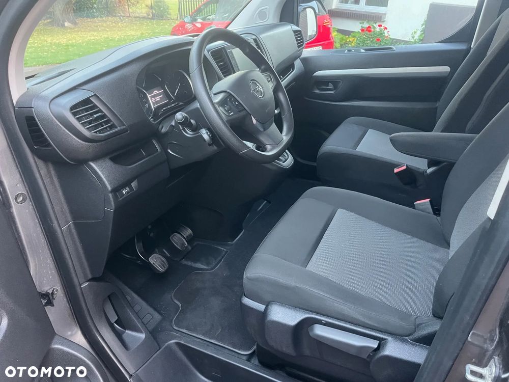 Opel Vivaro - 32