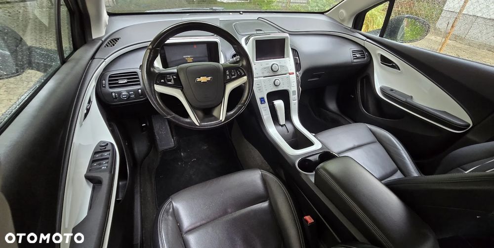 Chevrolet Volt - 14