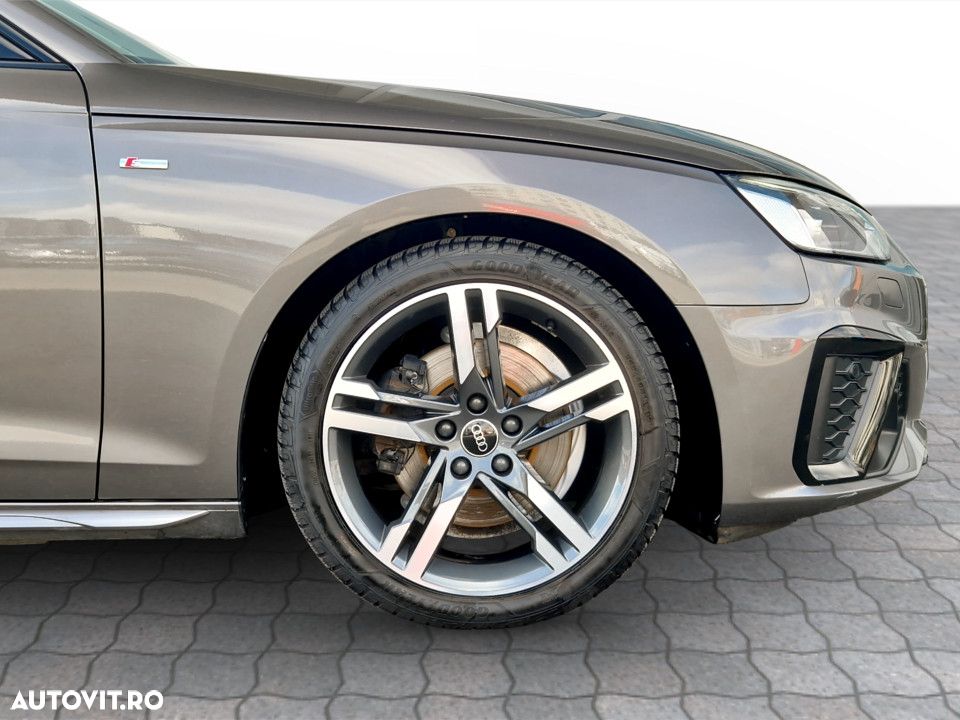 AUDI A4 Avant 2022 — imagine 11