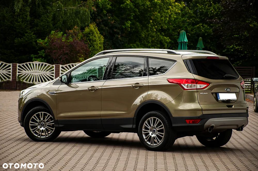 Ford Kuga 2.0 TDCi 4x4 Titanium - 19