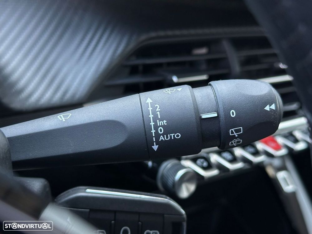 Peugeot e-208 50 kWh Style - 19