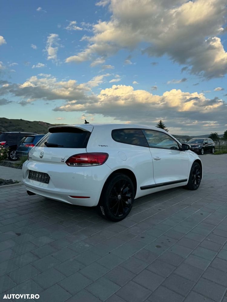 Volkswagen Scirocco 1.4 TSI DSG Edition - 4