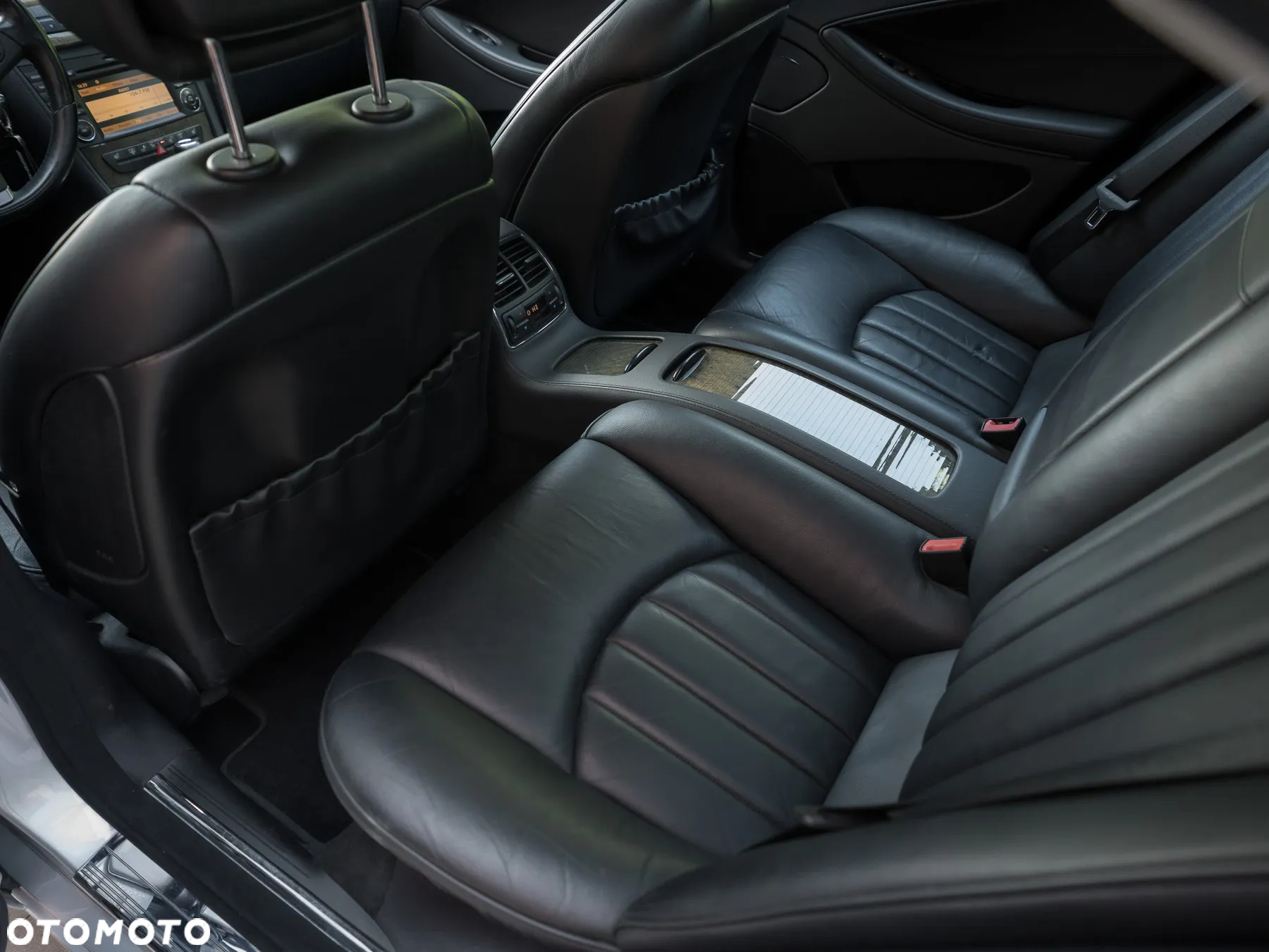 Mercedes-Benz CLS 500 7G-TRONIC - 32